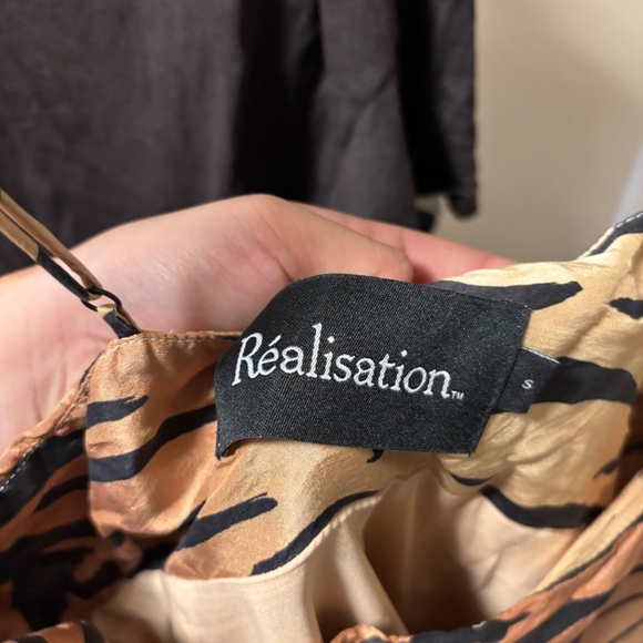 Realisation par size S never worn dress - Picture 3 of 3